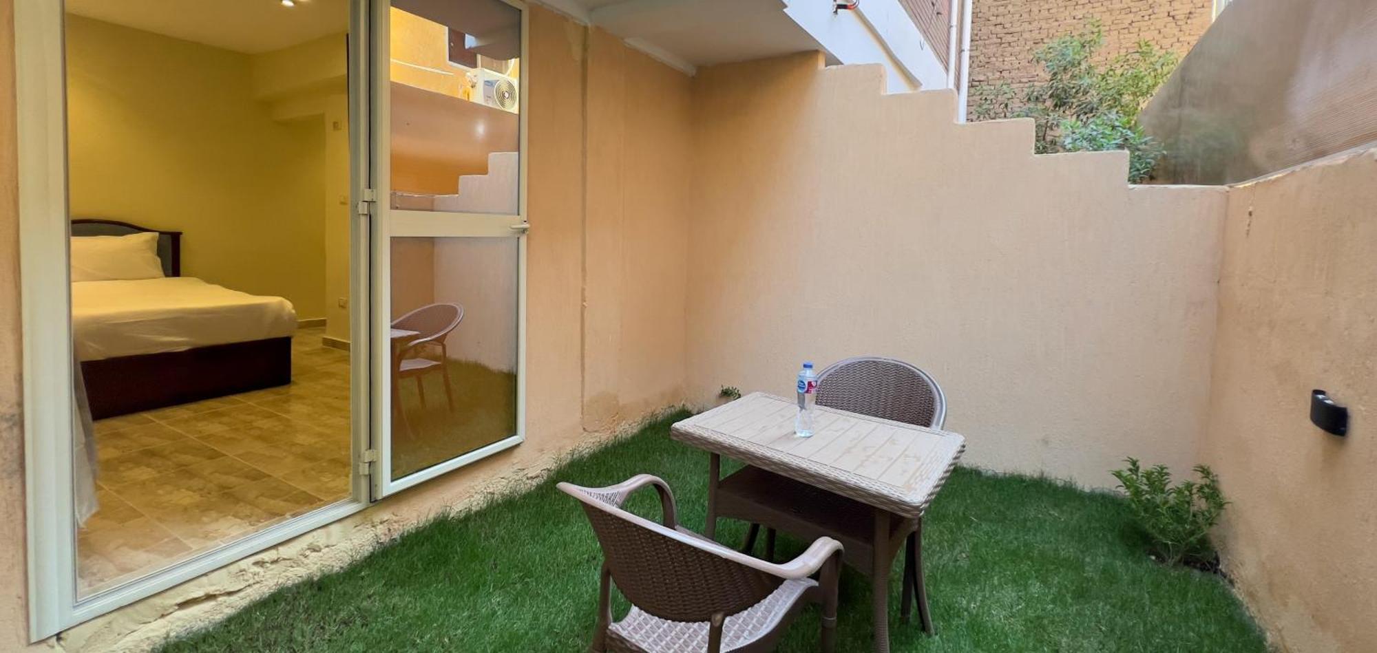 Pyramids Glory Inn Kafret el-Gabal エクステリア 写真