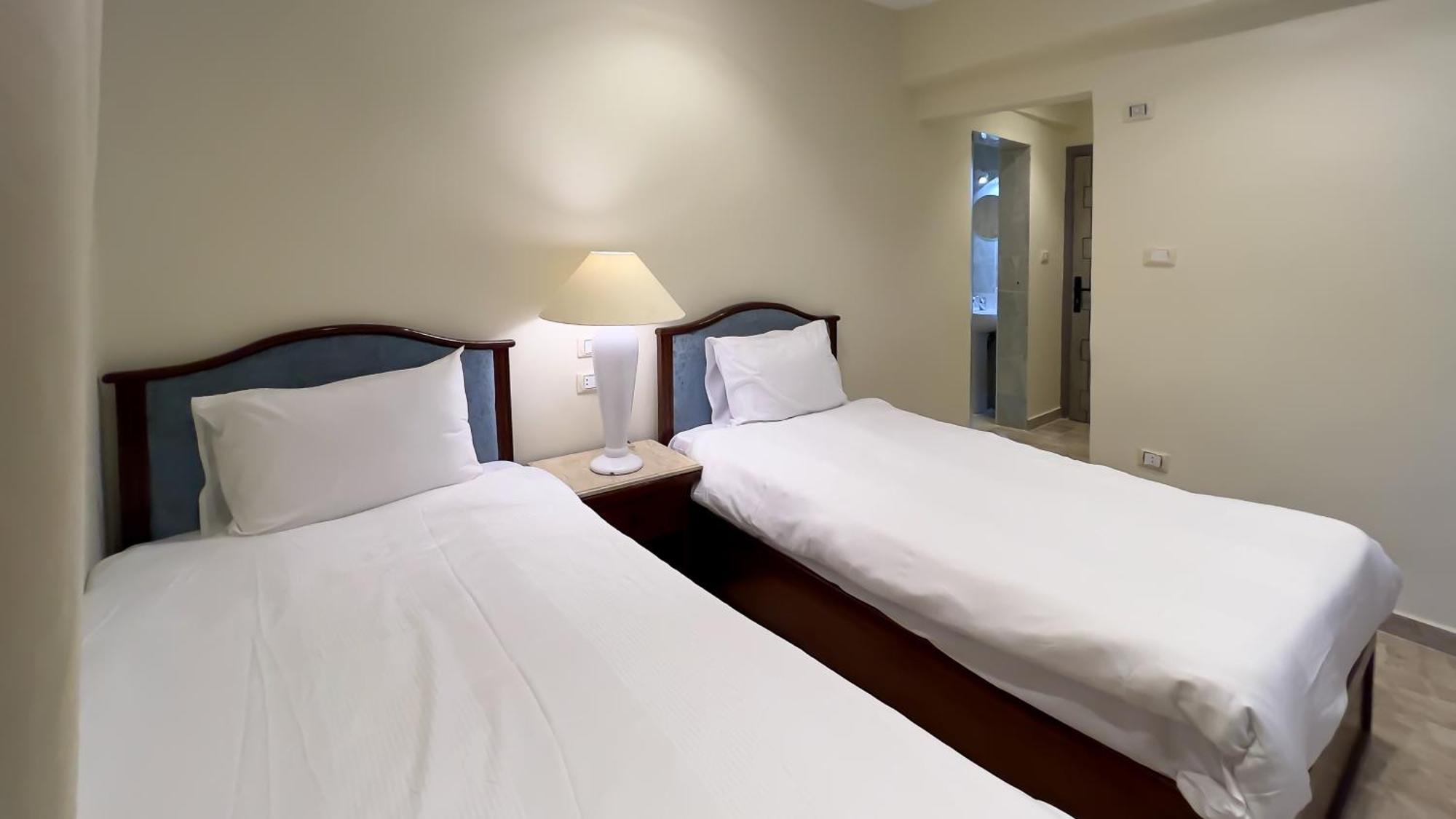 Pyramids Glory Inn Kafret el-Gabal エクステリア 写真