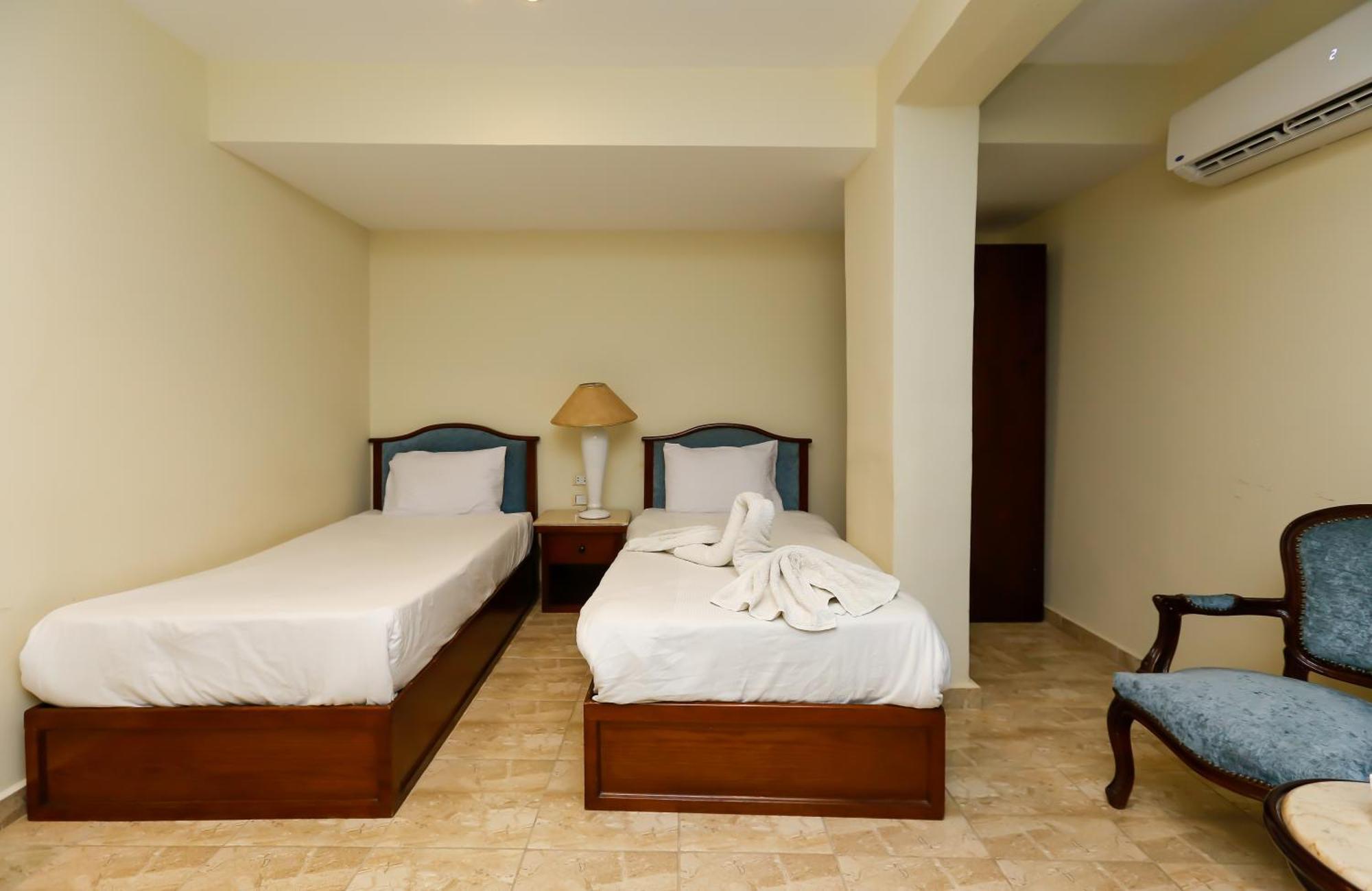 Pyramids Glory Inn Kafret el-Gabal エクステリア 写真